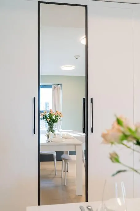Cozy Apartment In Jlt Dubai