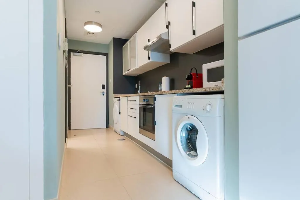 Cozy Apartment In Jlt Dubai
